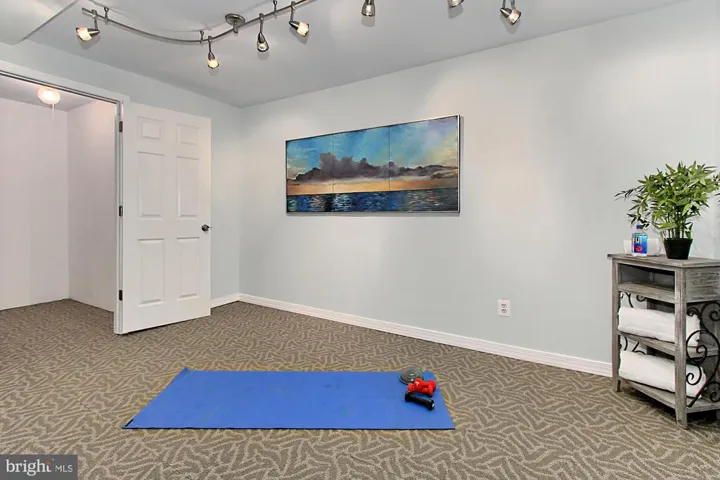 2447 Villanova Dr, Vienna, Virginia 22180