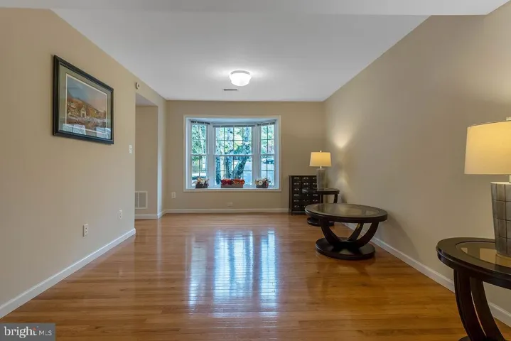 8487 Kitchener Dr, Springfield, Virginia 22153