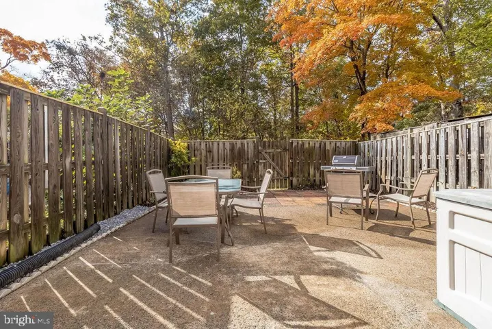 8487 Kitchener Dr, Springfield, Virginia 22153
