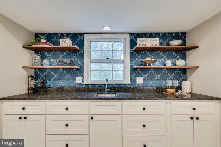 4301 Bushie Ct, Alexandria, Virginia 22312