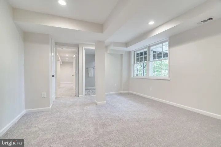 4301 Bushie Ct, Alexandria, Virginia 22312