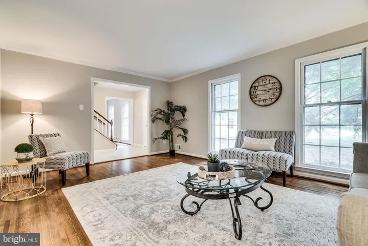 4301 Bushie Ct, Alexandria, Virginia 22312