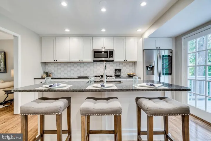 4301 Bushie Ct, Alexandria, Virginia 22312