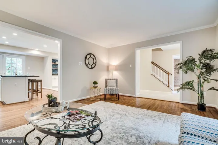 4301 Bushie Ct, Alexandria, Virginia 22312