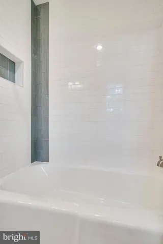 4301 Bushie Ct, Alexandria, Virginia 22312