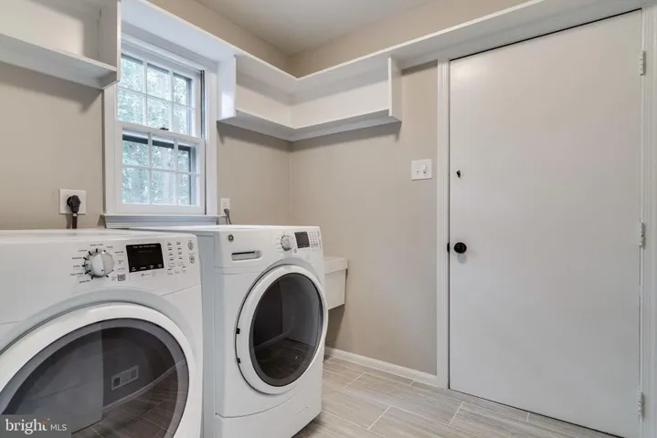 4301 Bushie Ct, Alexandria, Virginia 22312
