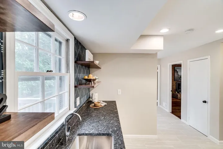 4301 Bushie Ct, Alexandria, Virginia 22312