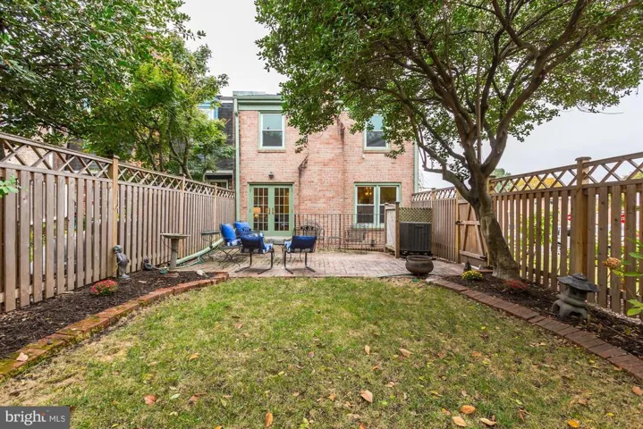 5429 Richenbacher Ave, Alexandria, Virginia 22304