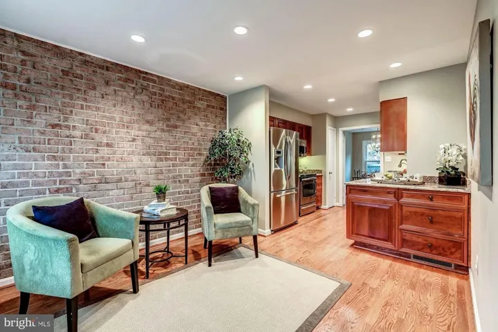 5429 Richenbacher Ave, Alexandria, Virginia 22304