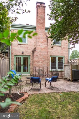 5429 Richenbacher Ave, Alexandria, Virginia 22304