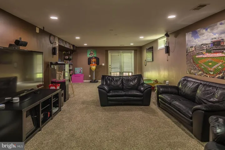 6000 Preswell Ct, Gainesville, Virginia 20155