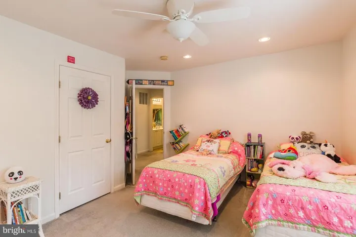 6000 Preswell Ct, Gainesville, Virginia 20155