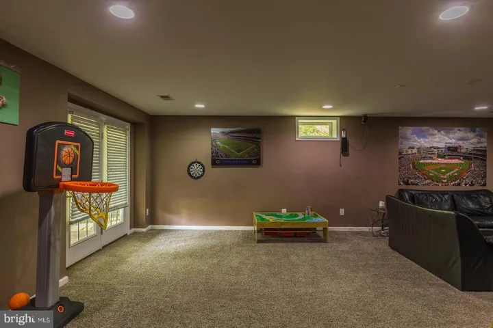 6000 Preswell Ct, Gainesville, Virginia 20155