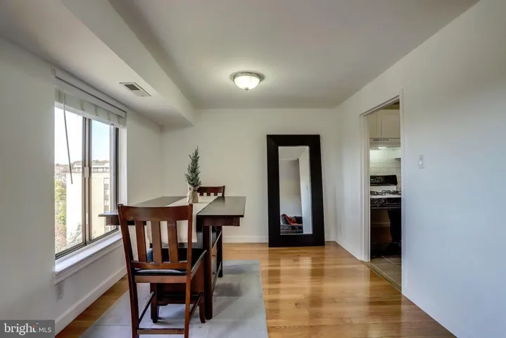 3100 S Manchester St #1136, Falls Church, Virginia 22044