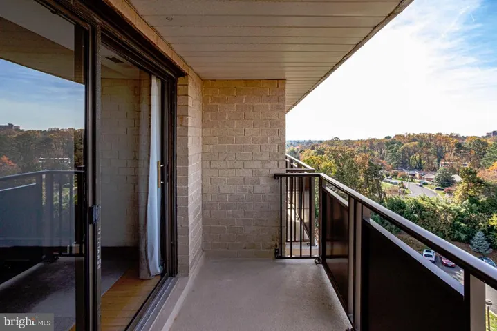 3100 S Manchester St #1136, Falls Church, Virginia 22044