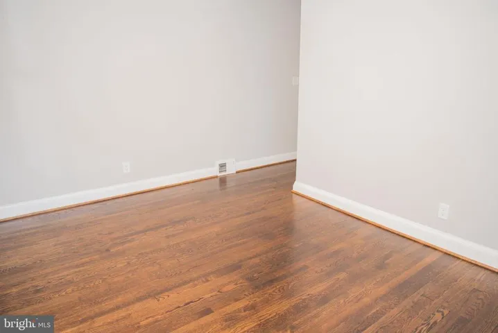 4758 Arlington Blvd, Arlington, Virginia 22204
