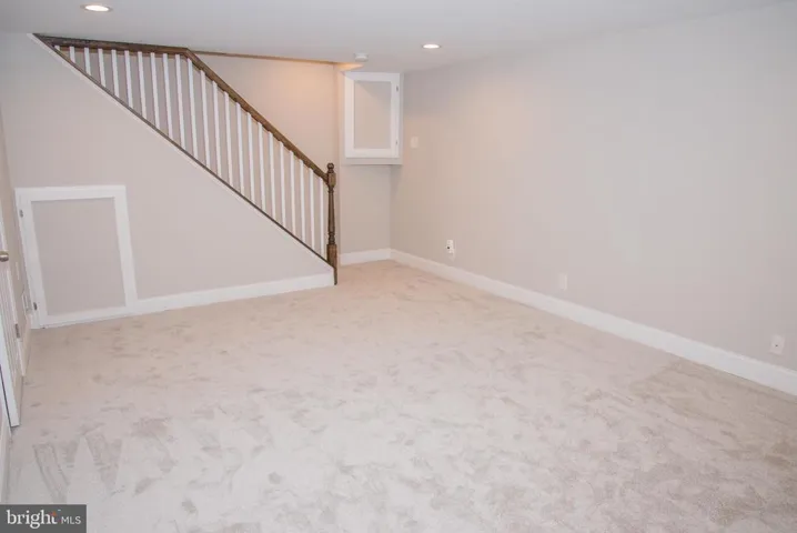 4758 Arlington Blvd, Arlington, Virginia 22204