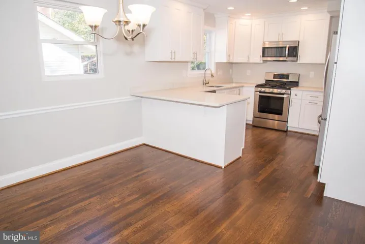 4758 Arlington Blvd, Arlington, Virginia 22204