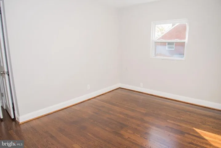 4758 Arlington Blvd, Arlington, Virginia 22204