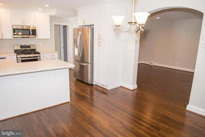 4758 Arlington Blvd, Arlington, Virginia 22204