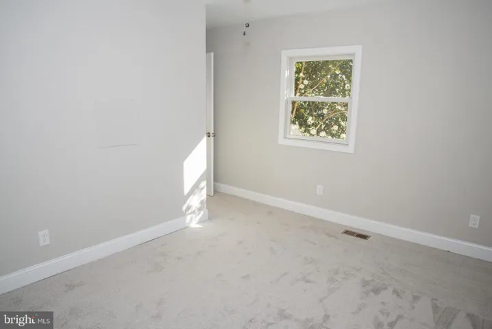 4758 Arlington Blvd, Arlington, Virginia 22204