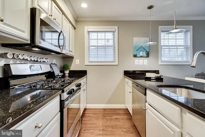 33 E Reed Ave, Alexandria, Virginia 22305