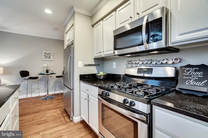 33 E Reed Ave, Alexandria, Virginia 22305
