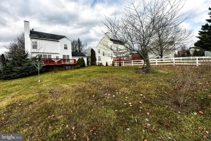 17308 Cedar Bluff Ct, Round Hill, Virginia 20141