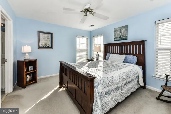 17308 Cedar Bluff Ct, Round Hill, Virginia 20141