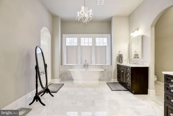 40435 Beechnut Rd, Leesburg, Virginia 20175