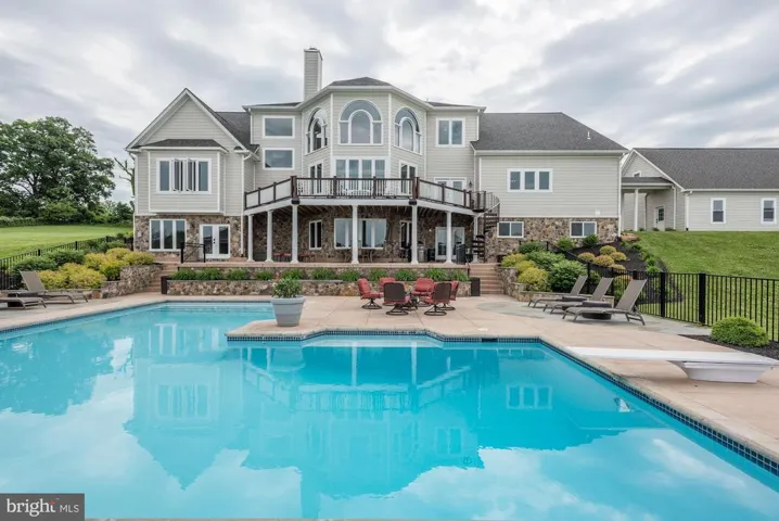 40435 Beechnut Rd, Leesburg, Virginia 20175