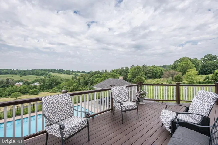 40435 Beechnut Rd, Leesburg, Virginia 20175