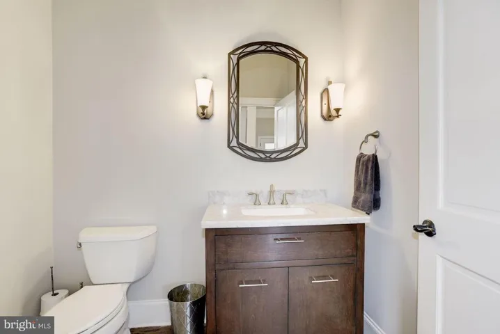 40435 Beechnut Rd, Leesburg, Virginia 20175