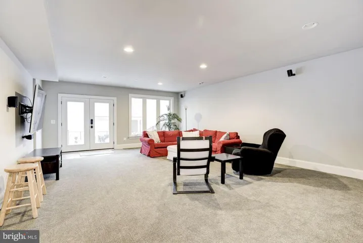 40435 Beechnut Rd, Leesburg, Virginia 20175