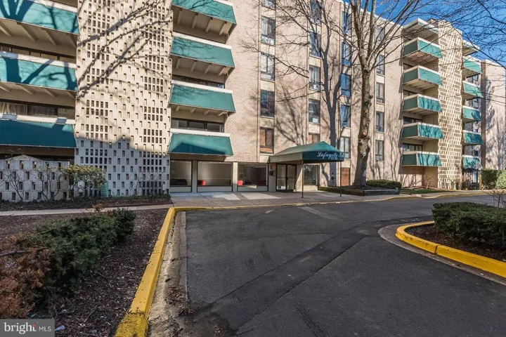 6139 Leesburg Pike #304, Falls Church, Virginia 22041