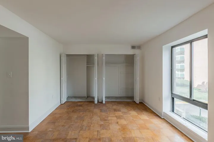 6139 Leesburg Pike #304, Falls Church, Virginia 22041