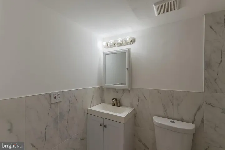 6139 Leesburg Pike #304, Falls Church, Virginia 22041