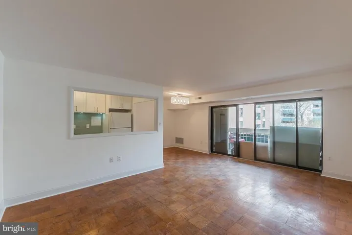 6139 Leesburg Pike #304, Falls Church, Virginia 22041