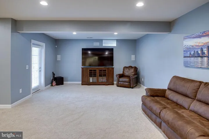 17092 Belle Isle Dr, Dumfries, Virginia 22026