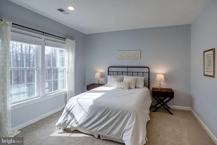 17092 Belle Isle Dr, Dumfries, Virginia 22026