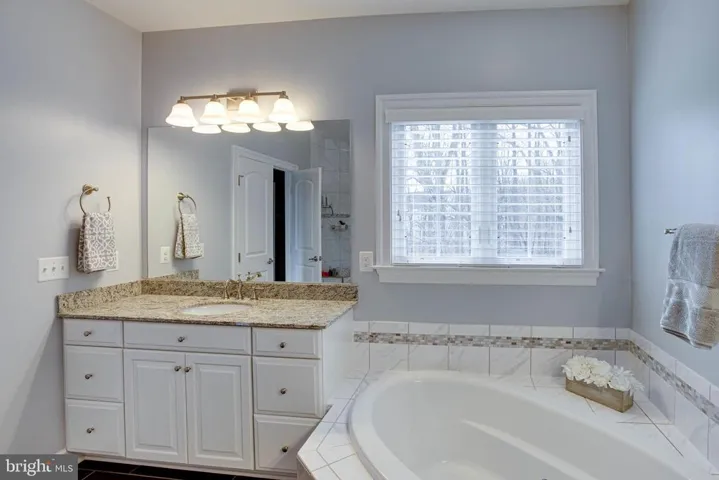 17092 Belle Isle Dr, Dumfries, Virginia 22026