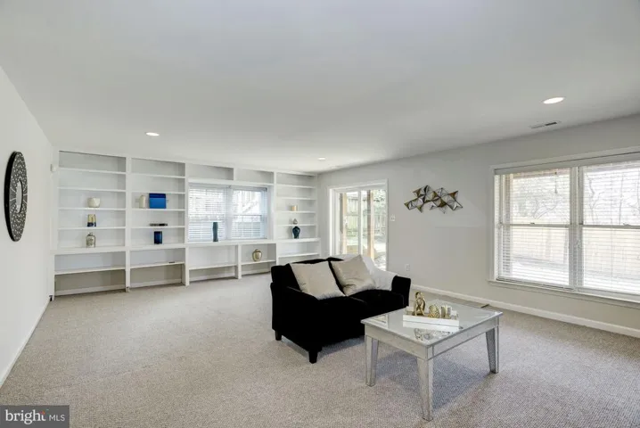 1506 S Stafford St, Arlington, Virginia 22204
