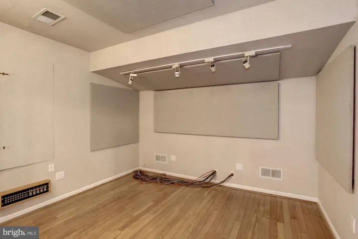 1506 S Stafford St, Arlington, Virginia 22204