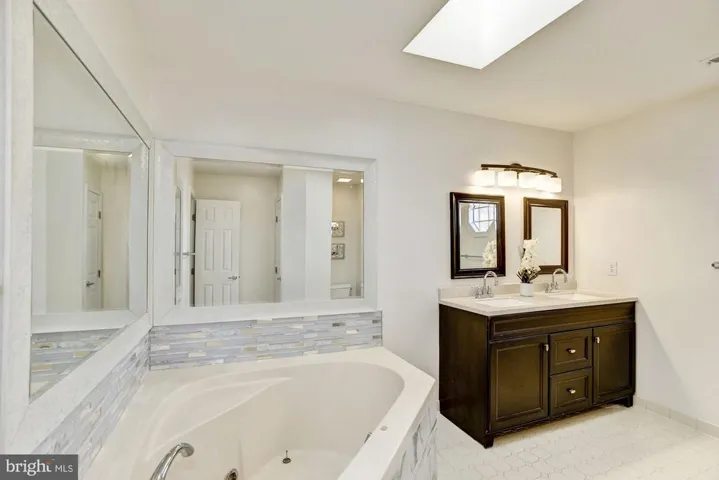1506 S Stafford St, Arlington, Virginia 22204