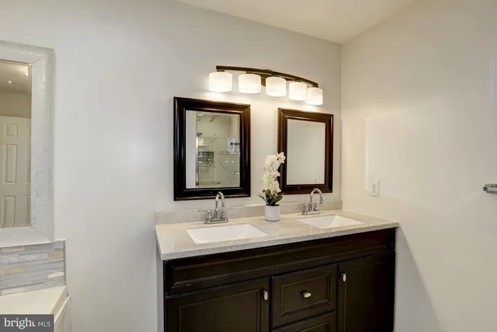 1506 S Stafford St, Arlington, Virginia 22204