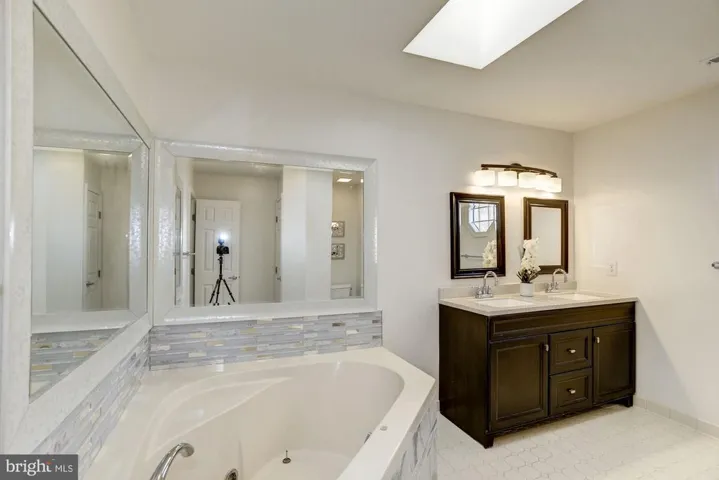 1506 S Stafford St, Arlington, Virginia 22204