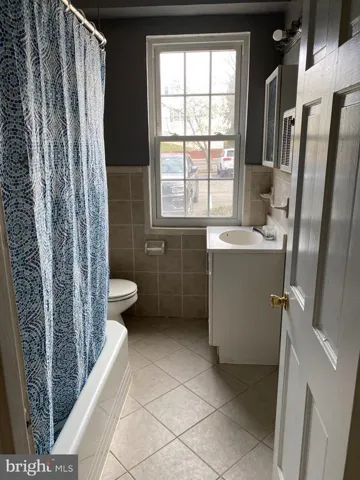 203 E Glebe Rd #d, Alexandria, Virginia 22305