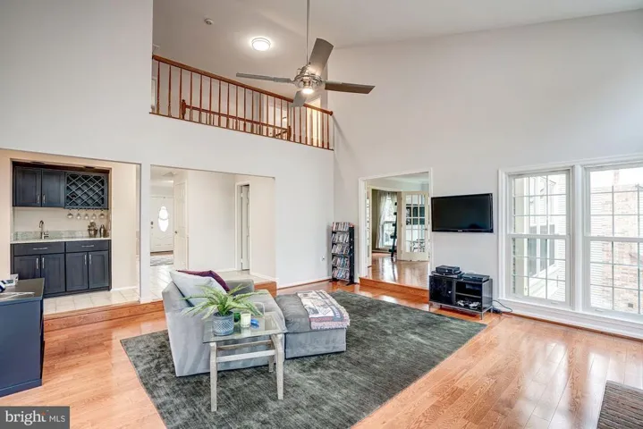 701 Huntsman Pl, Herndon, Virginia 20170