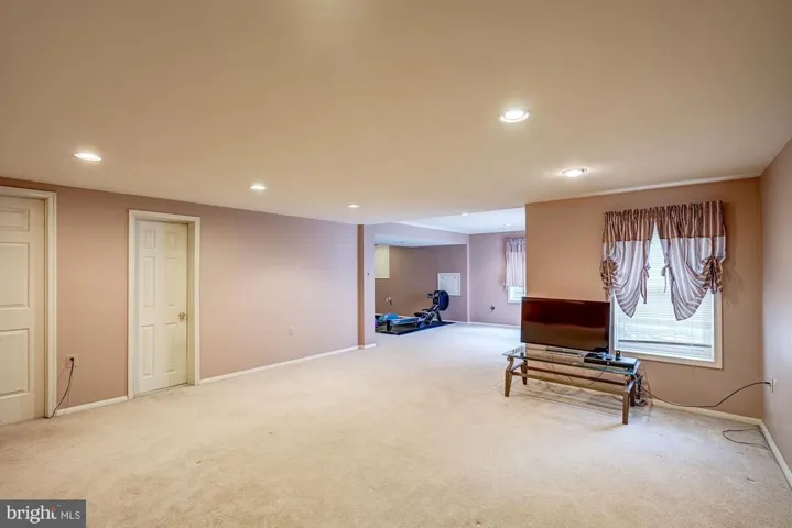 701 Huntsman Pl, Herndon, Virginia 20170