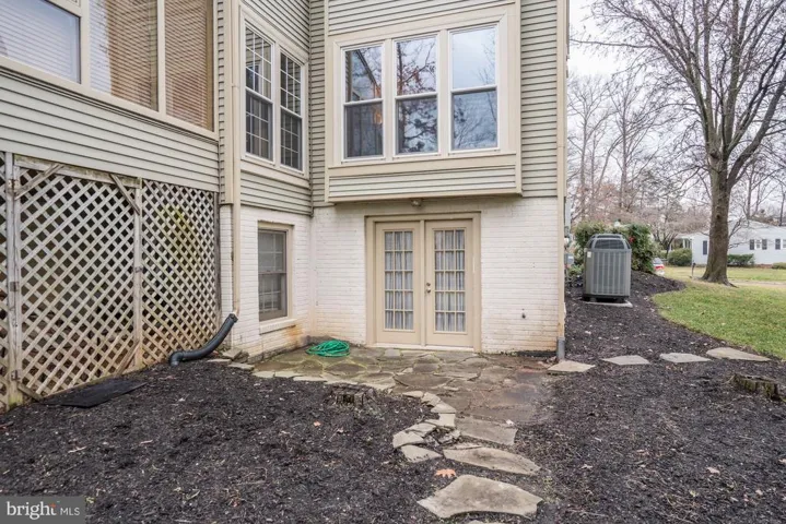 701 Huntsman Pl, Herndon, Virginia 20170